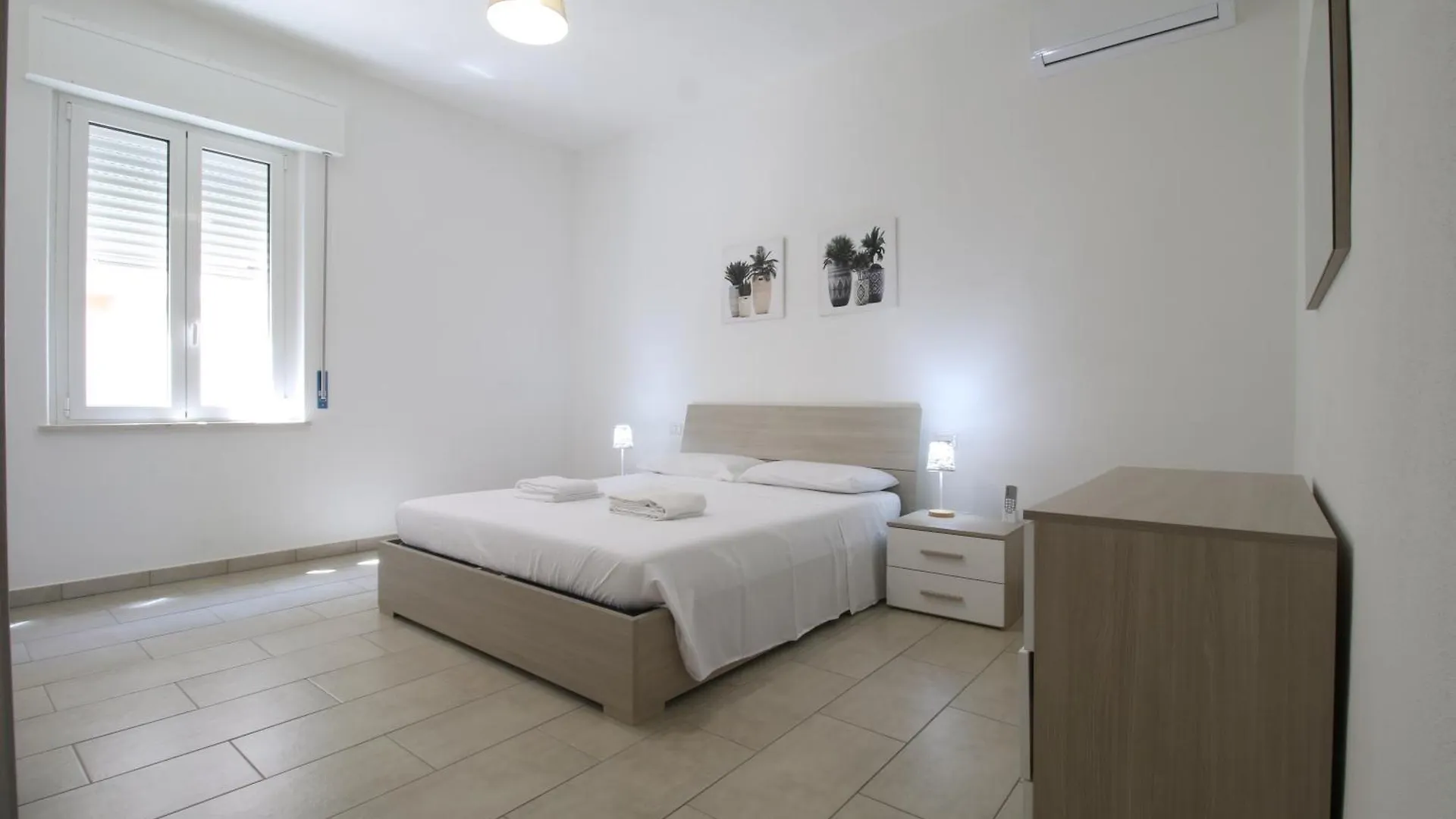 White Dream Apartment Oristano Itália